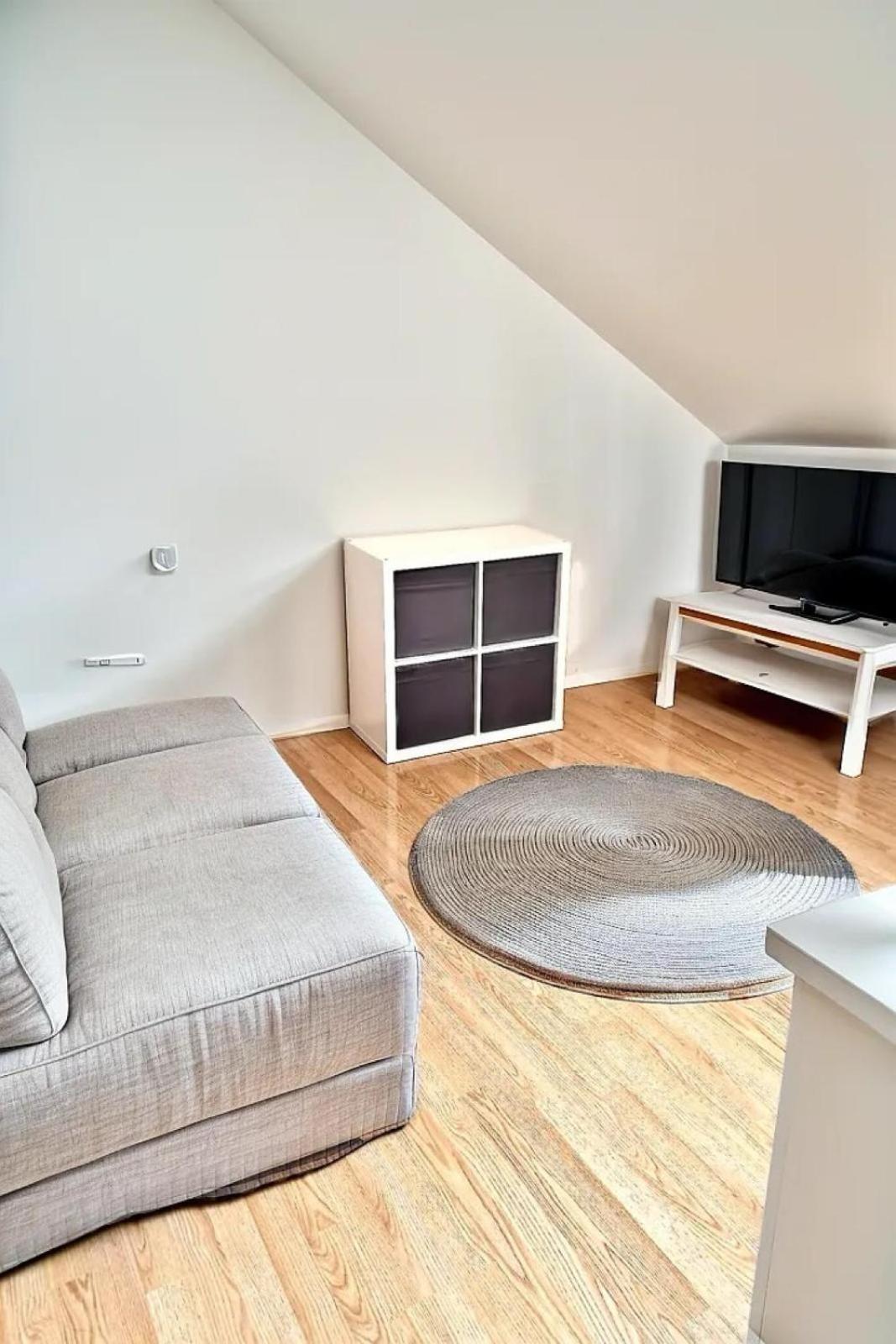 Jumet 242 A Bruxelles-Charleroi-Airport Apartment Екстериор снимка